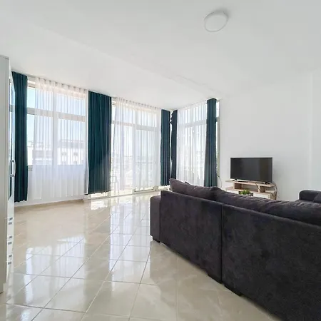 Aqua Vista Haven B53 *