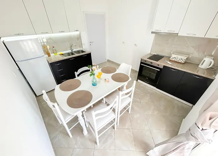 Aqua Vista Haven B53