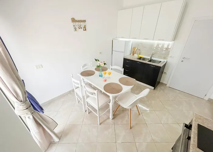 Aqua Vista Haven B53 *