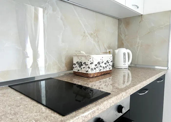 Aqua Vista Haven B53 * Golem (Tirana)